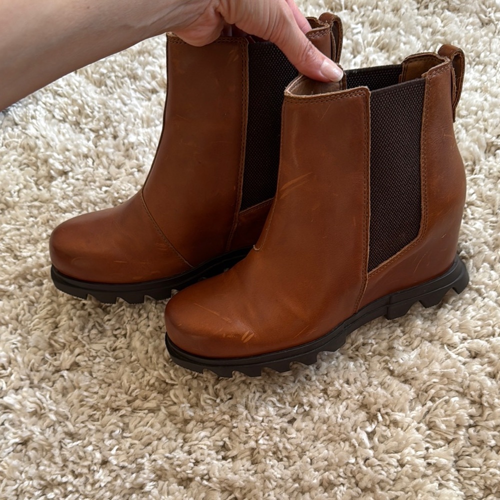 Brown Leather Sorel wedge bootie